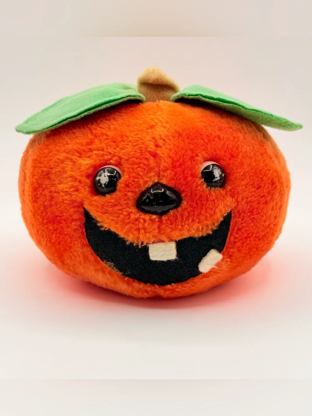 Jack O Lantern Vintage Pumpkin Russ Berrie Halloween Plush Stuffed Toy 6” READ